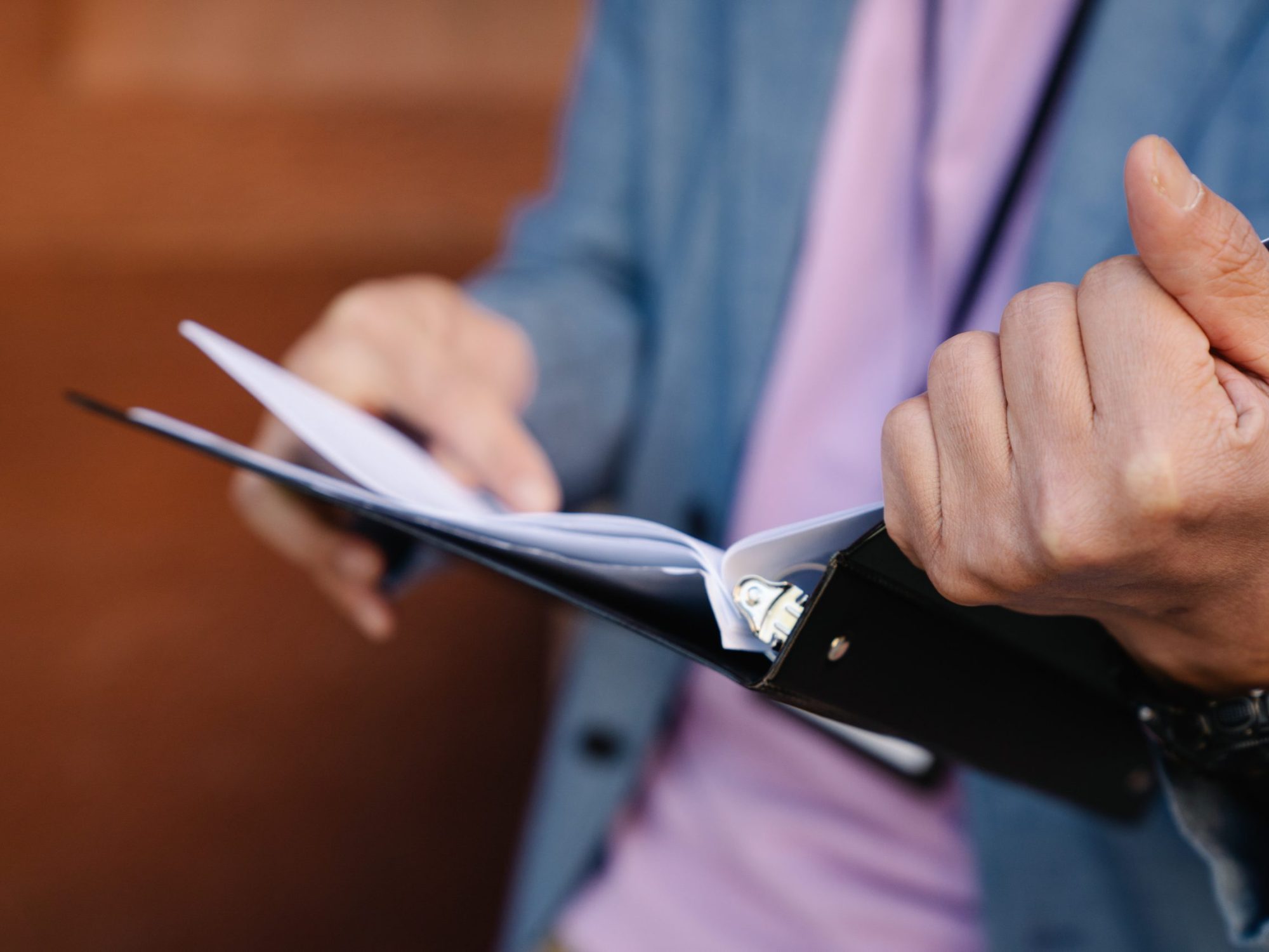 Why Every Nonprofit Should Create an Onboarding Binder for New Major Gift Fundraisers